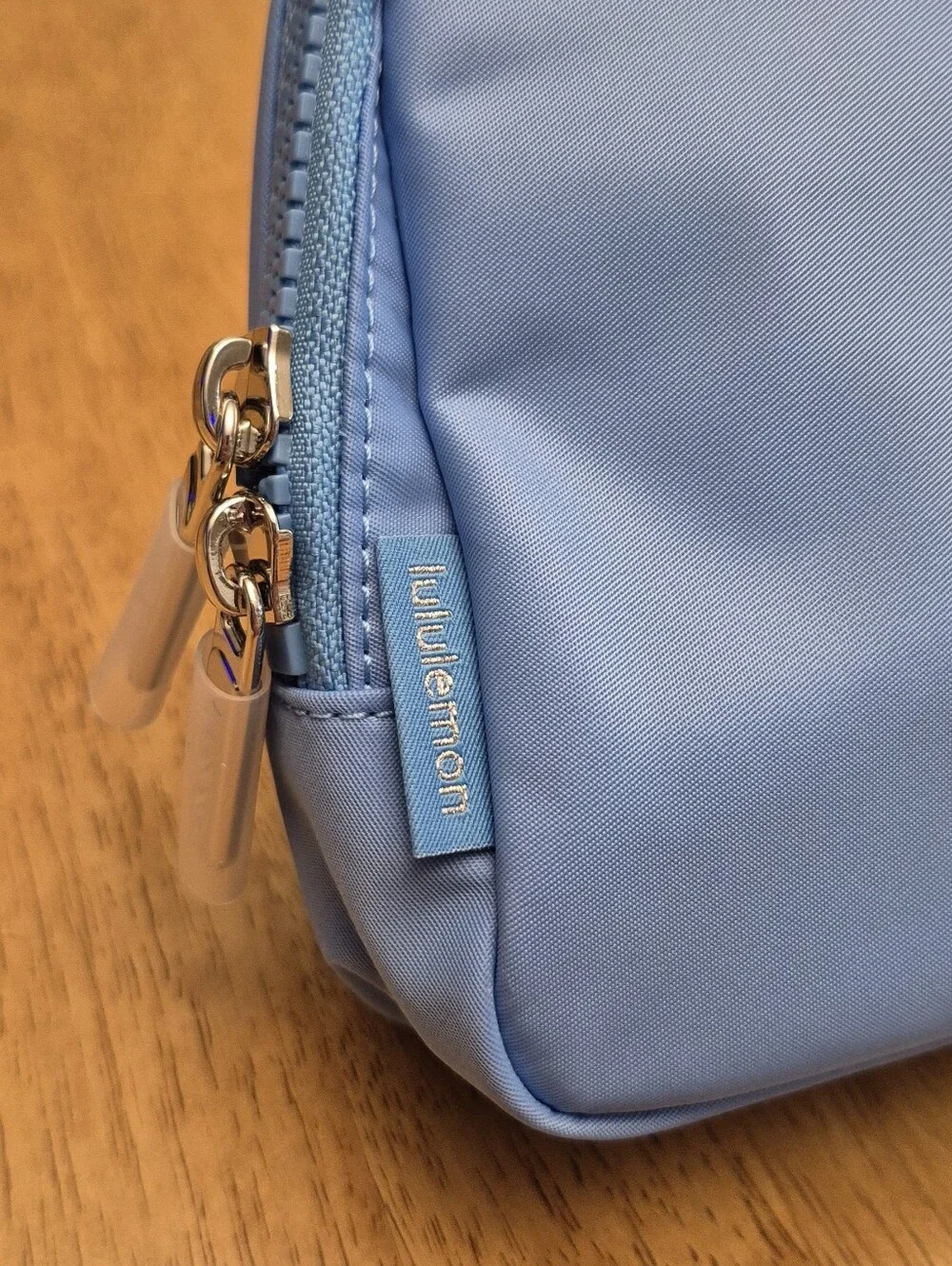 Lululemon SET Ocean Wave blue Large belt bag & matching Tumbler Charm Keychain